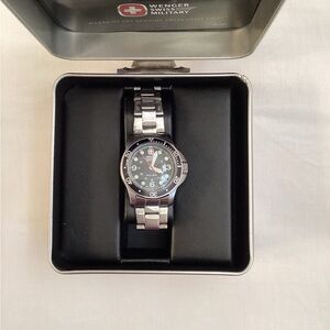 WENGER SWISS MILITARY BATTALION DIVER WATCH